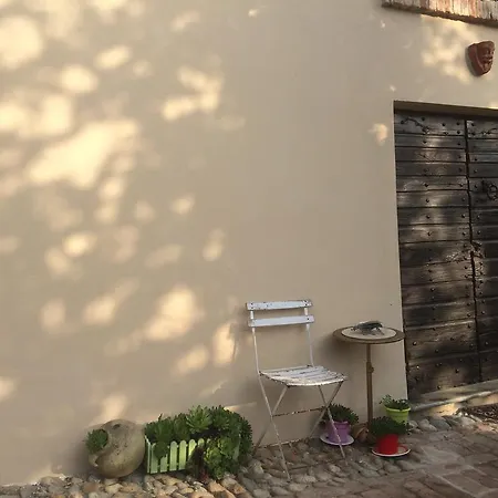 Ca Del Gallo In Langa Couette-café